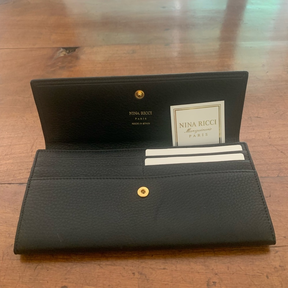 Nina Ricci black leather wallet - Picture 2 of 7